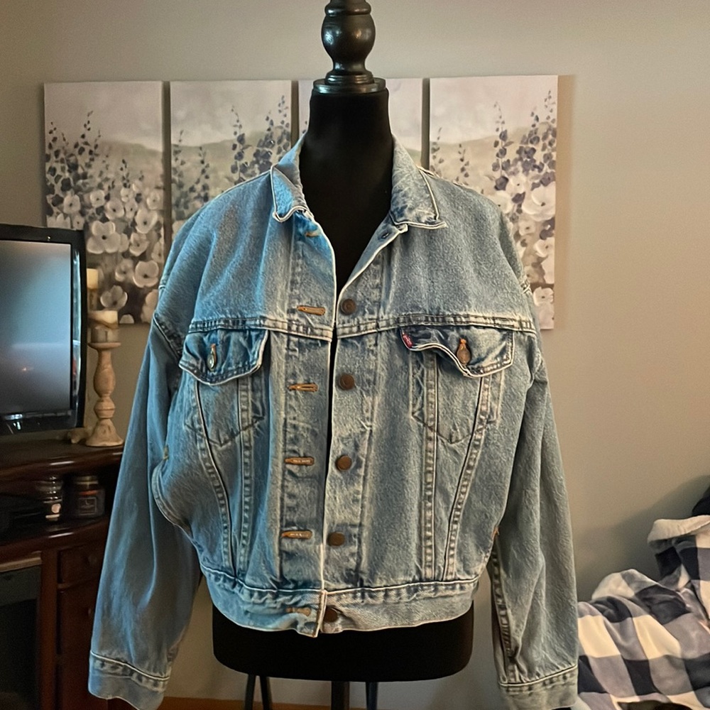 Vintage Levi’s jean jacket